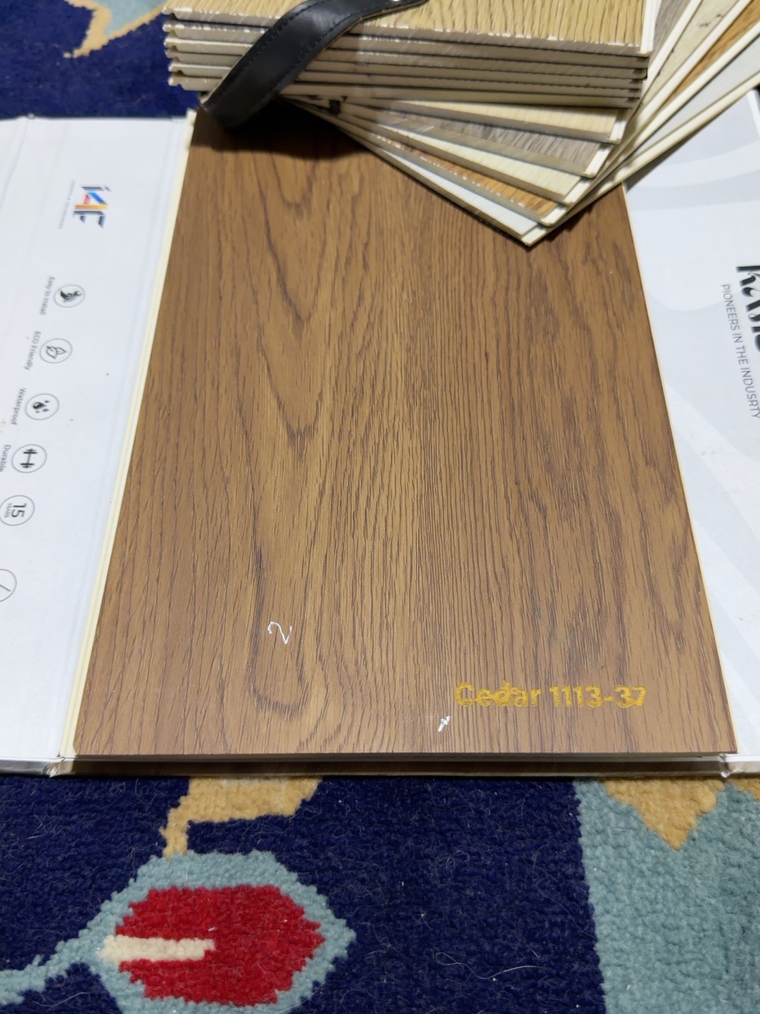 Woodline · Cedar 1113-37 — original catalogue plank